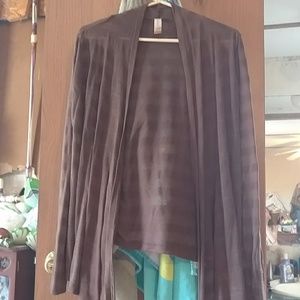 Brown top *5 for $20*
